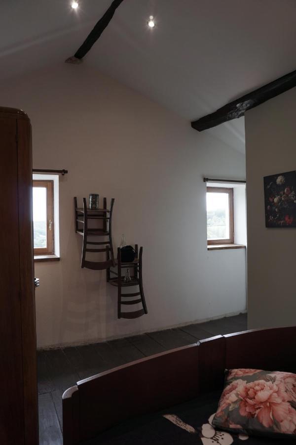 Bed and Breakfast Ferme Fleurie Bergesserin Экстерьер фото